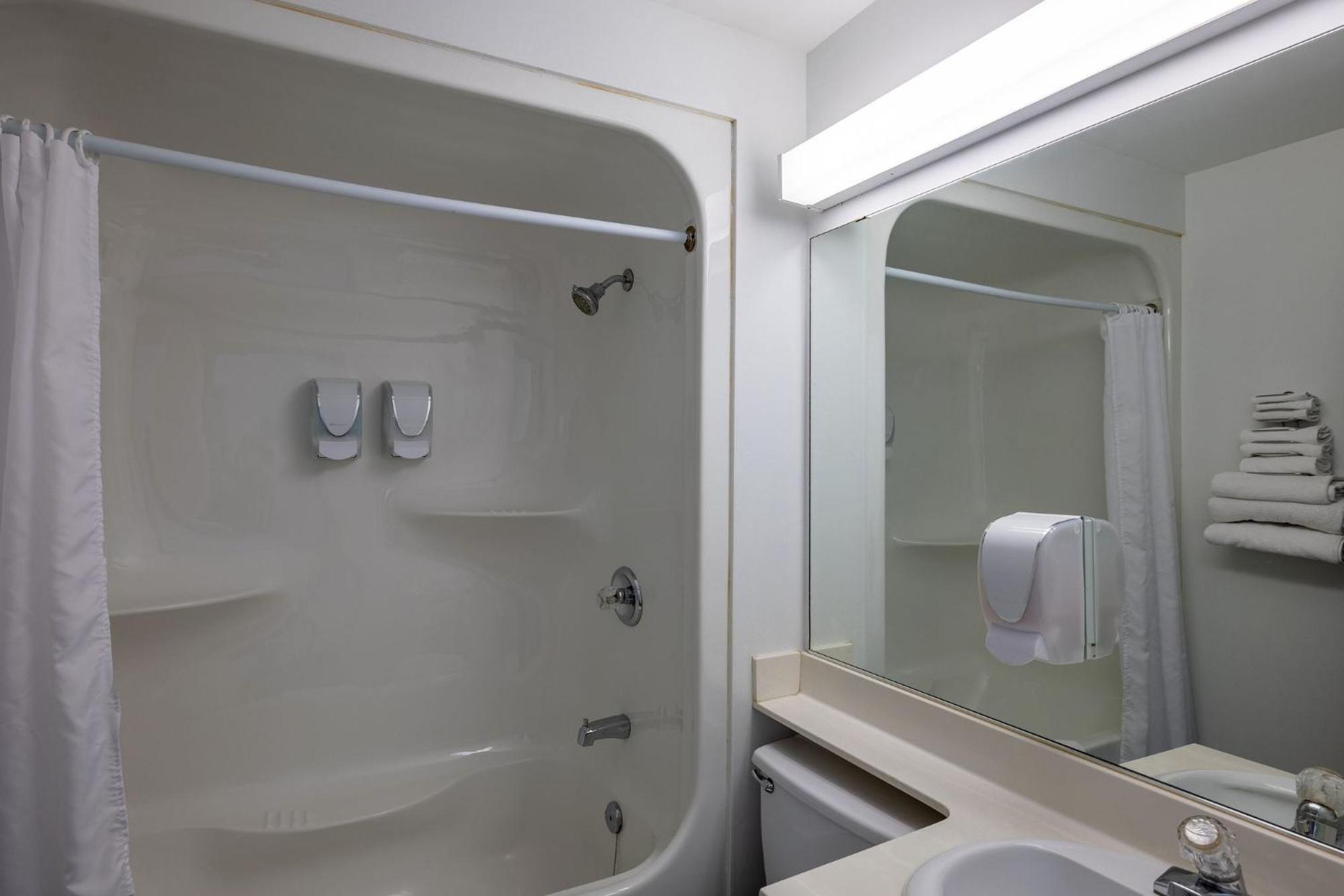 Repotel Aeroport Quebec Luaran gambar